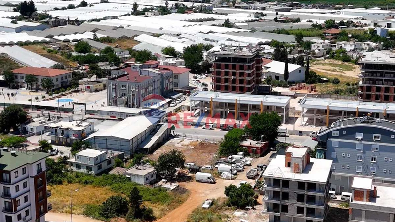 ALTINOVA ORTA MAHALLEDE TİCARİ ARSA