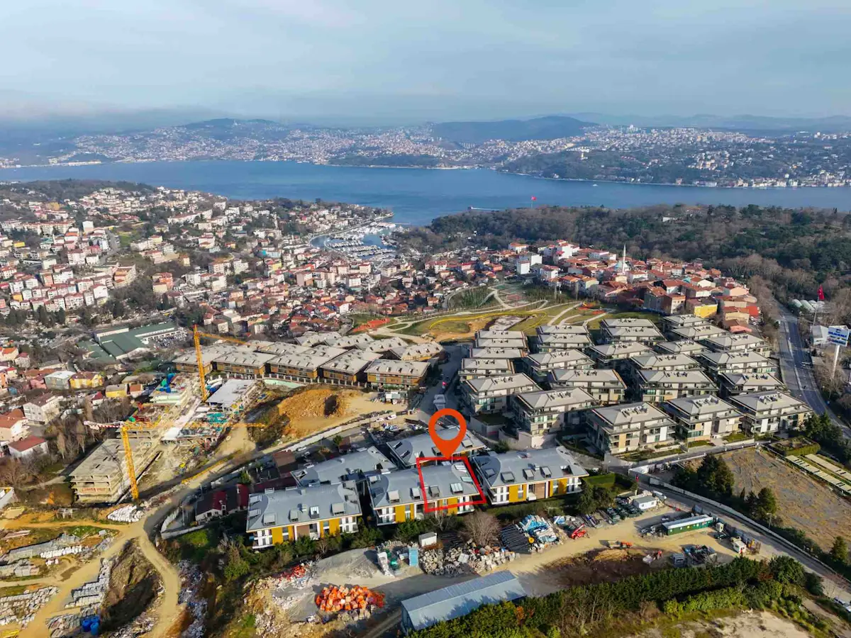 İSTİNYE PANAVIA BY PANAROMA’DA BOĞAZ MANZARALI SATILIK ÇATI DUBLEKS DAİRE