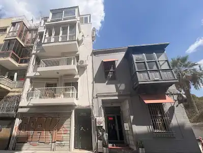 ALSANCAK 2. KORDON’DA 95 M² SATILIK DÜKKAN