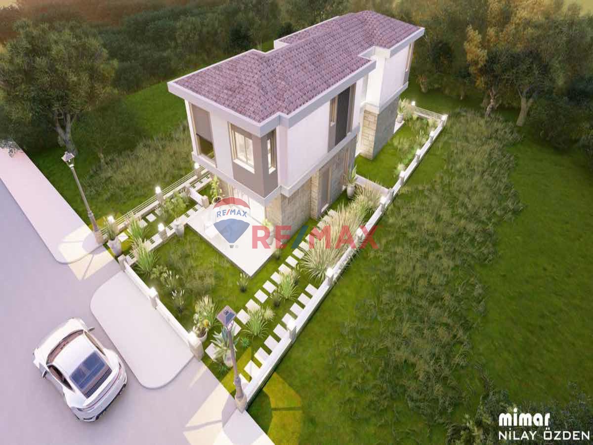 LANSMANA ÖZEL ÖDEME SEÇENEKLERİYLE DENİZE 600 M MESAFEDE VİLLA