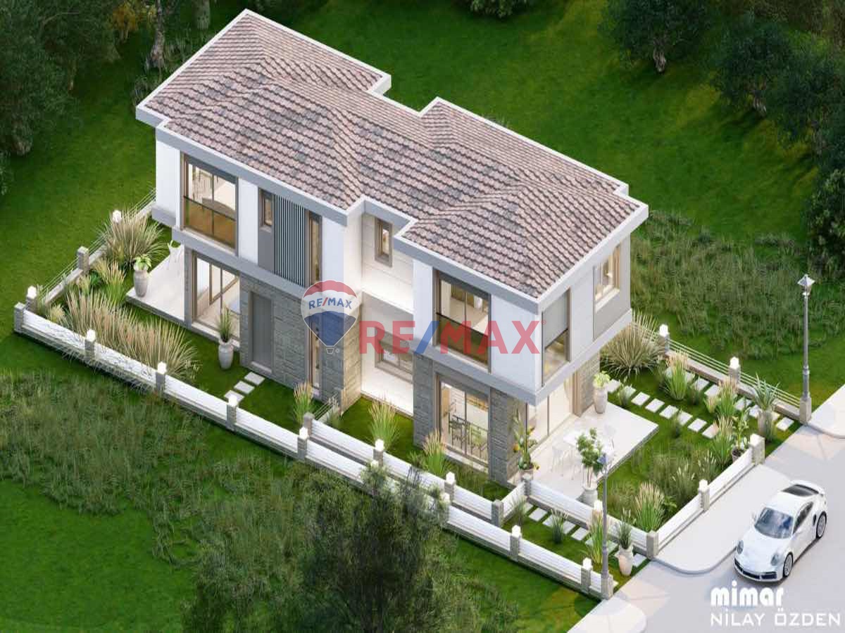 LANSMANA ÖZEL ÖDEME SEÇENEKLERİYLE DENİZE 600 M MESAFEDE VİLLA