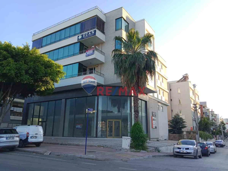 ANTALYA, TERMESSOS BULVARI'NDA KIRALIK KÖŞE DÜKKAN