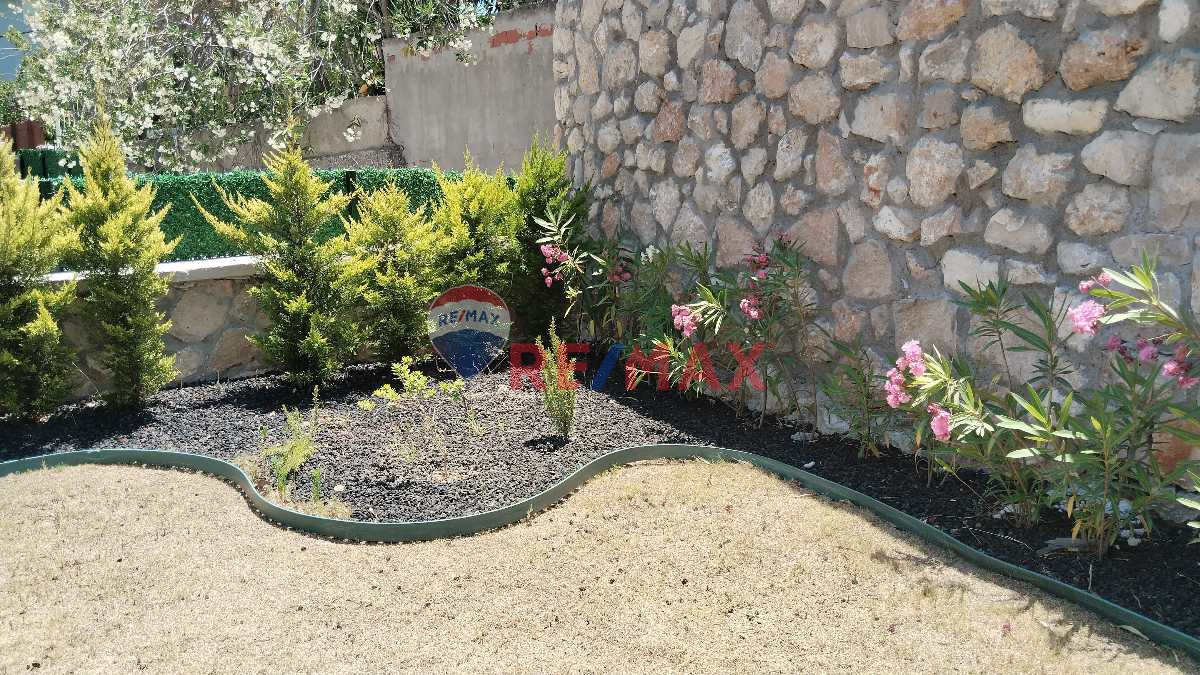 MORDOĞAN'DA 2+1 GENİŞ BAHÇELİ LÜKS TASARIMLI VİLLA