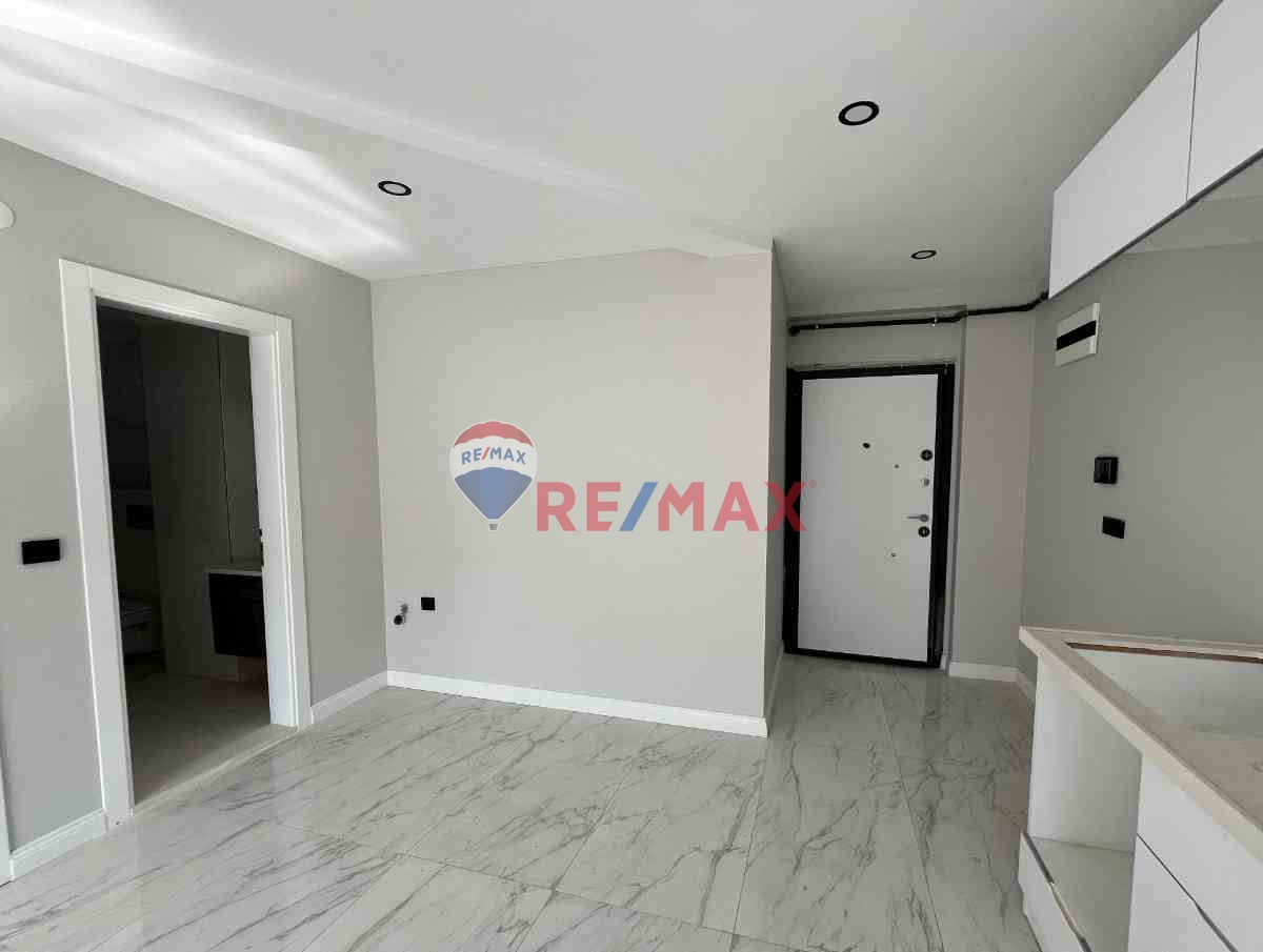 ATAKUM’UN MERKEZİNDE TRAMVAYA CEPHE LÜKS 1+1 KİRALIK