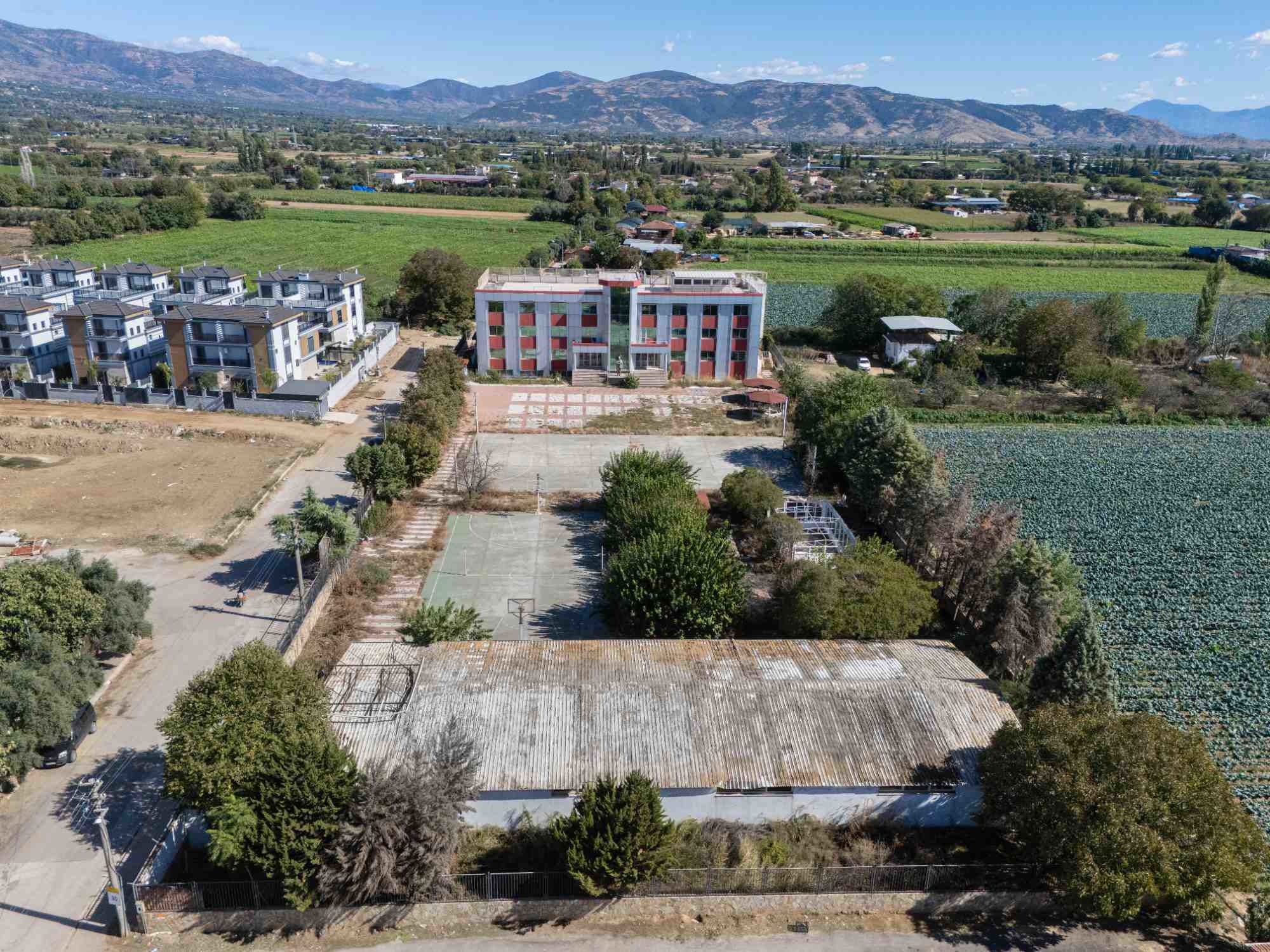 ÖDEMIŞ'TE ÖZEL HASTANE, YAŞLI BAKIM EVI, REHABİLİTASYON YATIRIMI