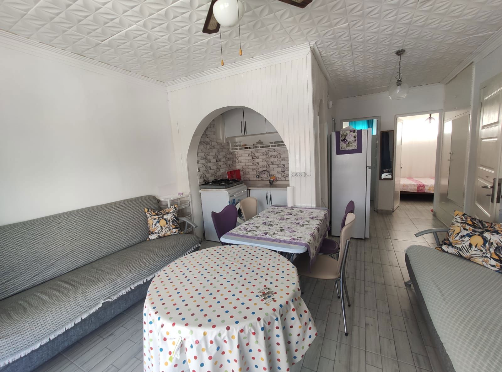 MAVİŞEHİR'DE EŞYALI KİRALIK 2+1 DAİRE