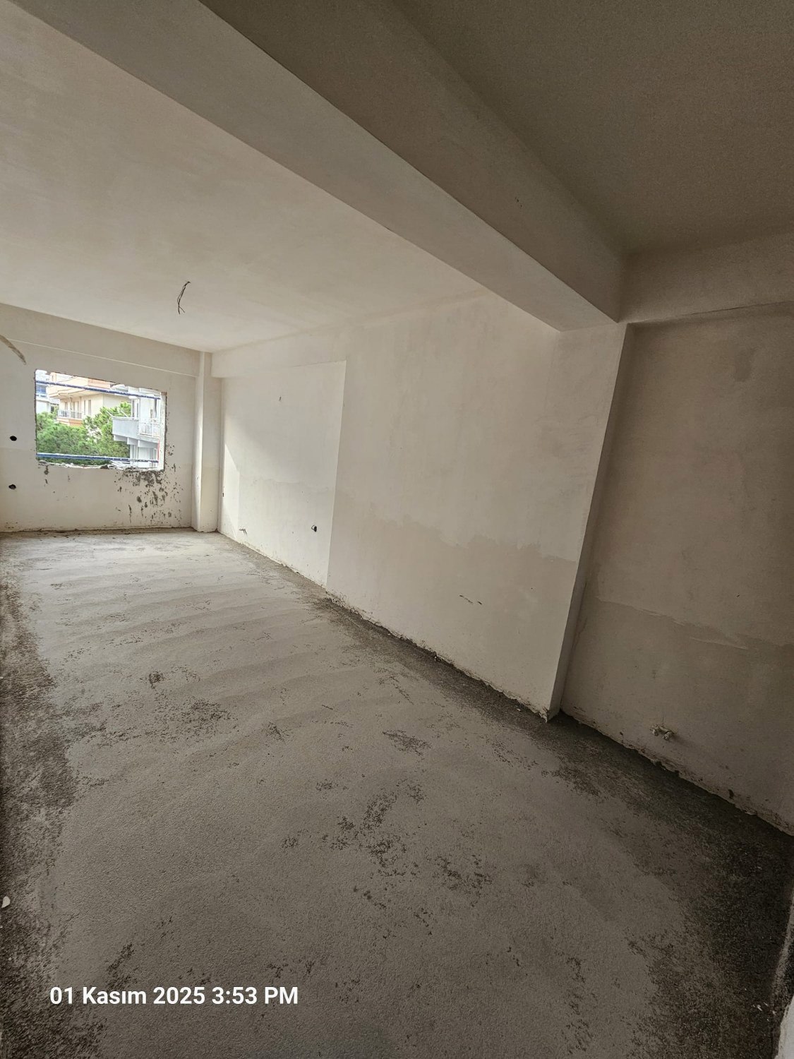 DIKILI MERKEZDE SATILIK 3+1 DAIRE