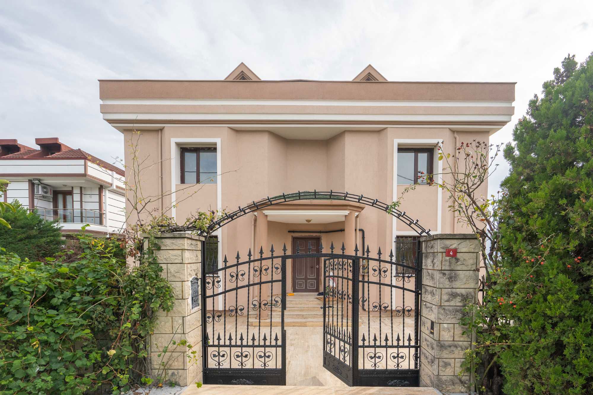 REMAX GELİŞİMDEN DENİZ MANZARALI VİLLA TADINDA 3+1 DAİRE 