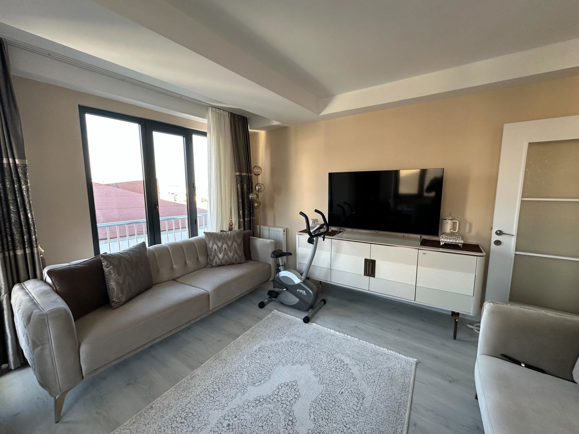 ÇAMLICA FERAH MH | 3+2 ÇATI DUBLEKS | AYRI GİRİŞLİ | 2 YAŞINDA