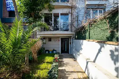 KOŞUYOLU'NDA TİCARİ KULLANIMA UYGUN SATILIK MÜSTAKİL BİNA