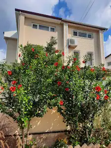 AYDIN DIDIM ALTINKUM MAHALLESI'NDE YEŞILKENT SITESI İÇERISINDE DENIZE 300M BITIŞIK NIZAM VILLA