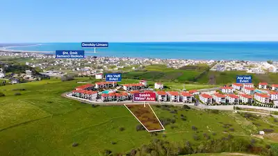 TAŞKELIK ,ERENKÖY MEVKI PANORAMIK MANZARALI 791 M2 VILLA ARSASI