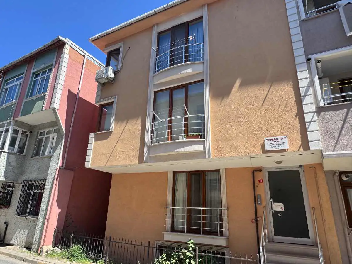 MERKEZİ KONUMDA GENİŞ KULLANIŞLI 3+1 DAİRE