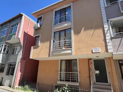 MERKEZİ KONUMDA GENİŞ KULLANIŞLI 3+1 DAİRE