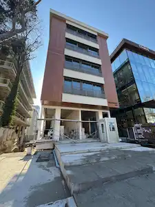 SUADİYE BAĞDAT CADDESİ ÜSTÜNDE KİRALIK OFİS