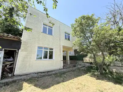 BEYKOZ KILIÇLI'DA DOĞAYLA İÇ İÇE SATILIK BAHÇELİ MÜSATAKİL VİLLA