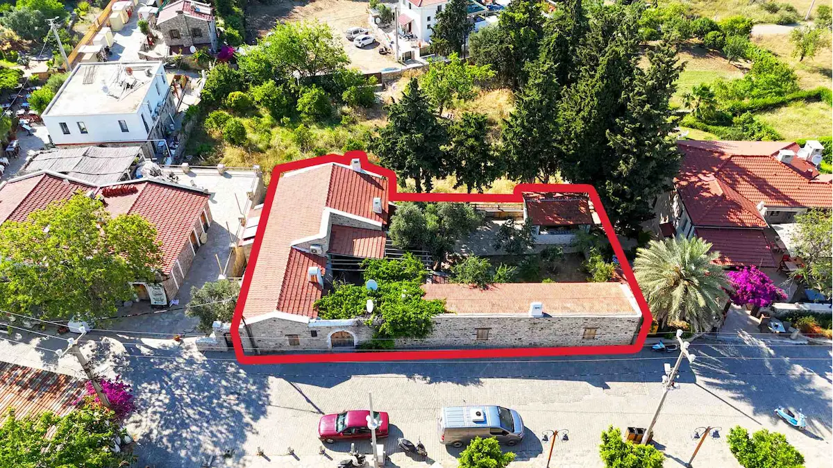 ESKİ DATÇA’NIN KALBİNDE DERGİLERE KONU OLAN EMSALSİZ 175 YILLIK TARİHİ TAŞ EV