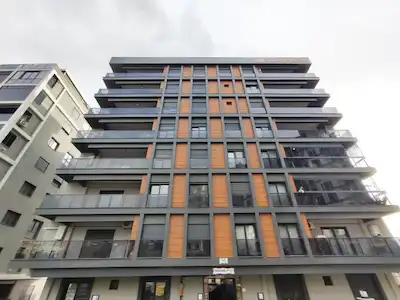 ÇIĞLI ANADOLU CADDESINE 50 M. SATILIK TERASLI 2+1 DAIRE