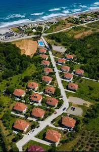 NK AKÇAKOCA MELENAĞZI'NDA 230M² 3 KATLI 5+2 TRIPLEKS SATILIK VİLLA