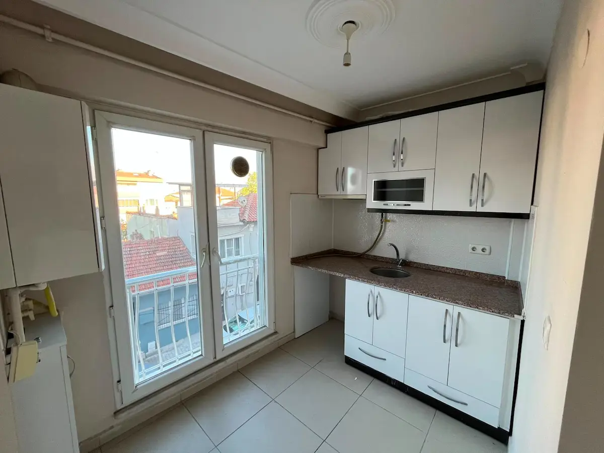 RE/MAX İNCİ'DEN ÇARŞI MERKEZ  AYGÖREN MAH. KİRALIK 2+1 DAİRE 