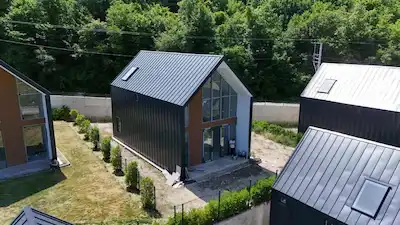 REMAX PARLA BORA BARLAS GÜRLER'DEN KAPAKLI'DA MÜSTAKİL BAHÇELİ SATILIK VİLLA