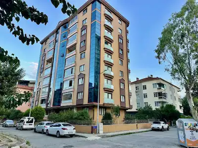 ATAKUM’DA  TRAMVAY ALTINDA SATILIK 3+1 | 125 M² NET | 3 CEPHELİ | BALKONLU | KREDİYE UYGUN DAİRE