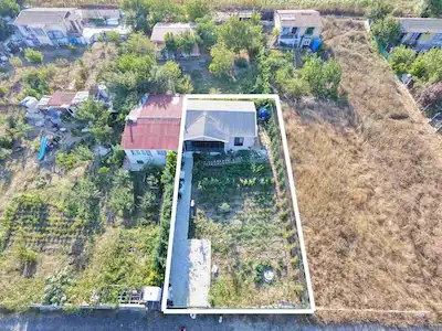 SATILIK 400 M2 ARSA İÇİNDE YENİ MÜSTAKİL EV