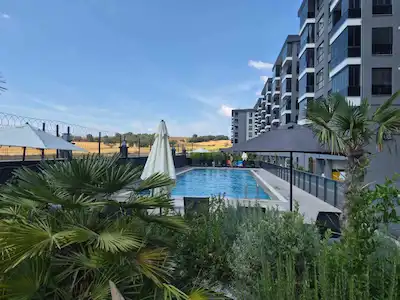 REMAX ADVANTAGE''DEN KİRALIK KAYAPA/ÇELTAŞ 180 LOCA DA HAVUZLU FERAH DAİRE