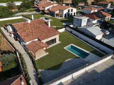 GÜZELBAHÇE'NIN EŞSIZ YATAY MIMARISI 4+1 MÜSTAKIL VILLA
