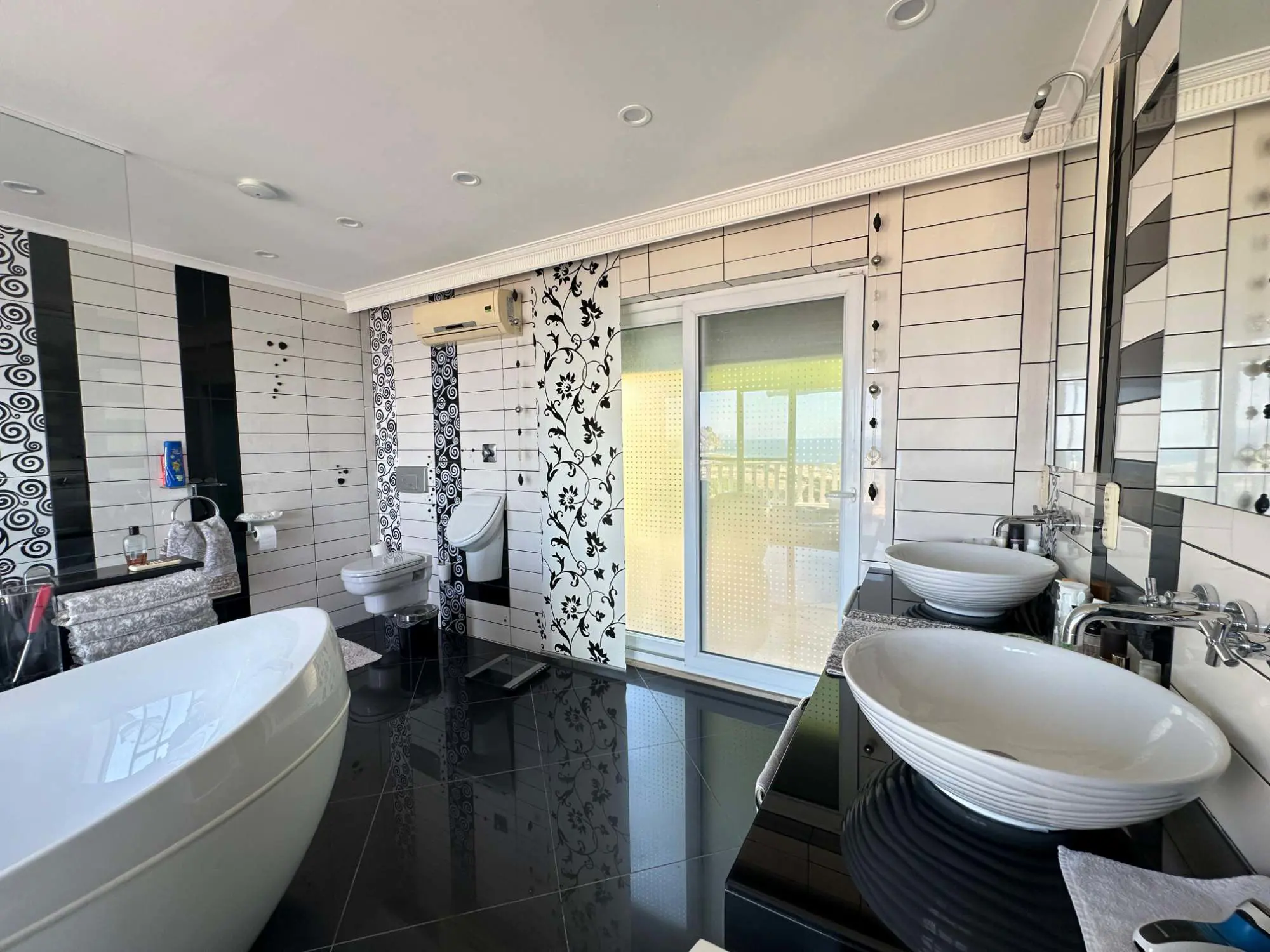 Property image 44