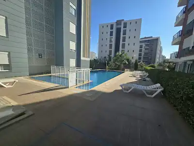 GÖKSU’DA HAVUZLU VE GÜVENLİKLİ SİTEDE 3+1 KİRALIK DAİRE