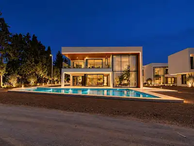 AURELON XVIII ,565 M² ARSA ÜZERİNDE, ISITMALI HAVUZLU 4+1 ÖZEL VİLLA