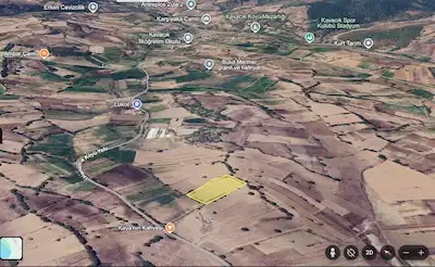 REMAX MİD BALIKESİR/DURSUNBEY KAVACIKTA ANA YOLA YAKIN TARLA