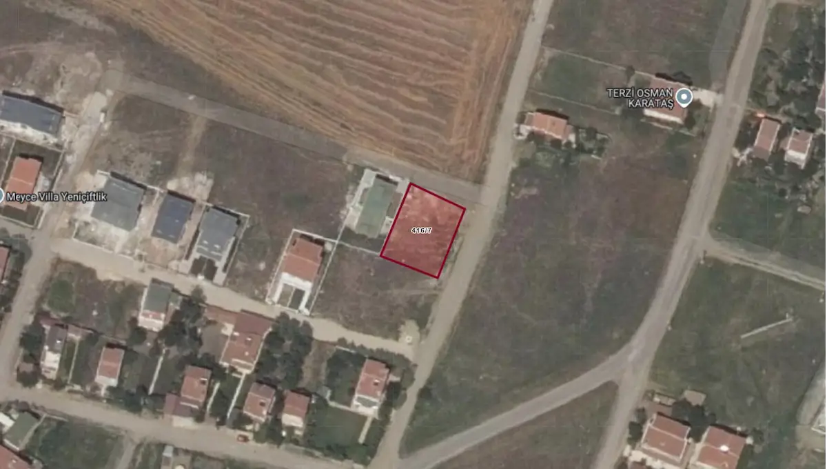YENİÇİFTLİK’TE ARSA TAPULU VİLLA İMARLI ARSA | DENİZE VE ULAŞIMA YAKIN