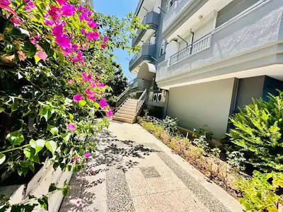 YUKARI PAZARCI MAHALLESİ'NDE IRMAĞA SIFIR SATILIK 3+1 DAİRE