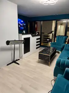ÇANKAYA KARANFİL SOKAKTA DEVREN KİRALIK DÖVME SÜTÜDYOSU