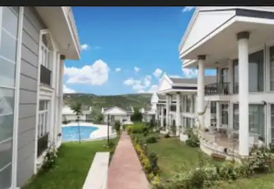 İZMİT TÜYSÜZLER ROYALGARDEN 1 DE SATILIK 4+1 VİLLA