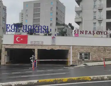 SİNPAŞ EGE YAKASI BUTİK SİTESİNDE SATILIK 4+1 BAHÇELİ DUBLEKS