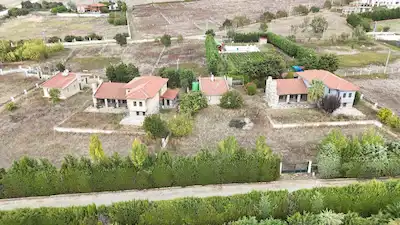  İSTANBUL SİLİVRİ FENERKÖY'DE GENİŞ BAHÇELİ 4.863 M² VİLLA