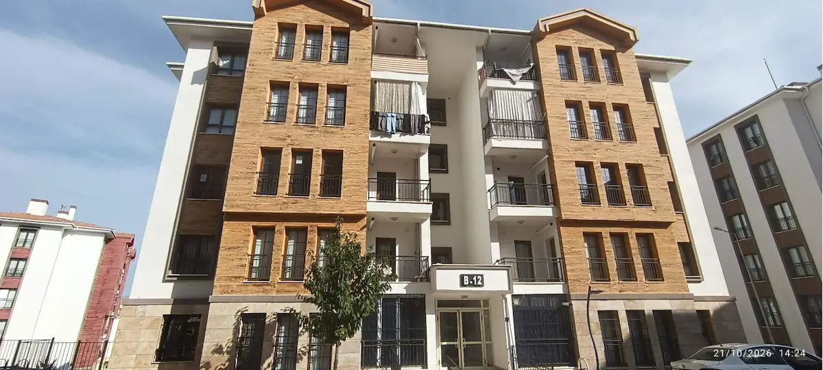 RE/MAX DEĞIŞIM ÇATALÇEŞME SATILIK 2+1 TOKI DAİRESI(TAPU HAZIR)