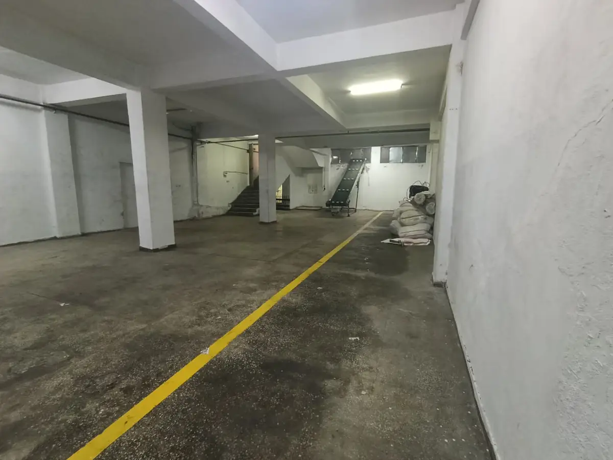 TERAZIDERE SEMA SOKAKTA NET 200 M2 İMALATHANE