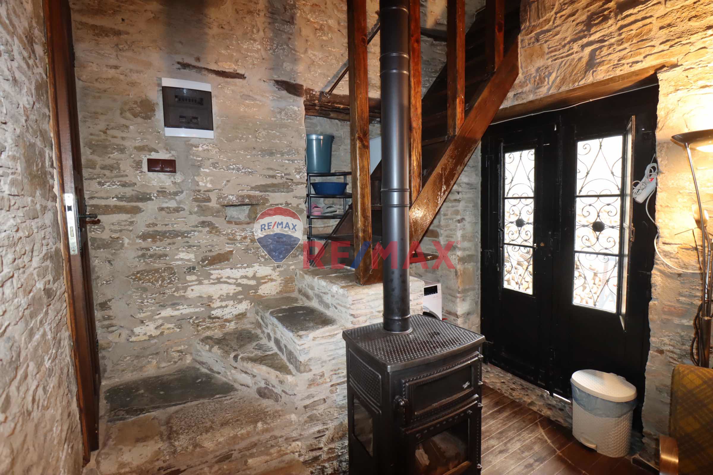 TARİHİ ŞİRİNCE KÖYÜNDE SIFIR KÖY EVİ