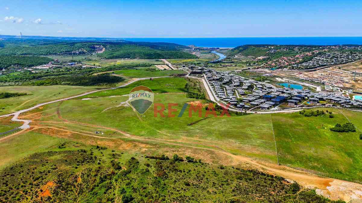 RIVA DÜŞLER VADISI'NE KOMŞU 5.000 M² İMARLI ARSA