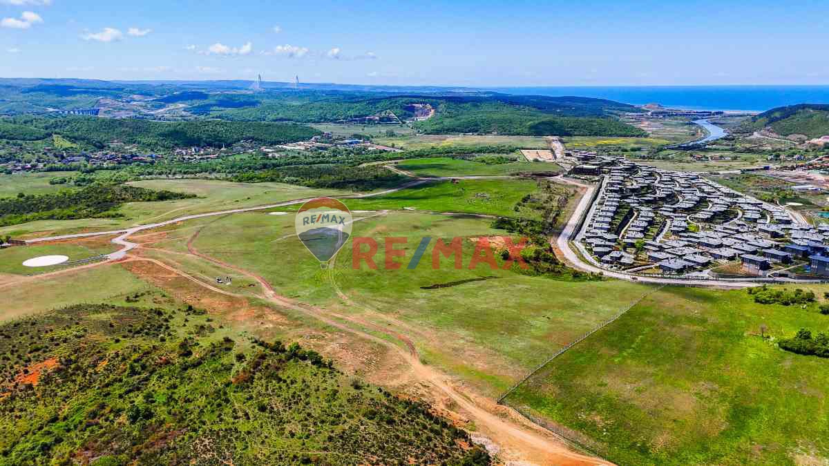 RIVA DÜŞLER VADISI'NE KOMŞU 5.000 M² İMARLI ARSA