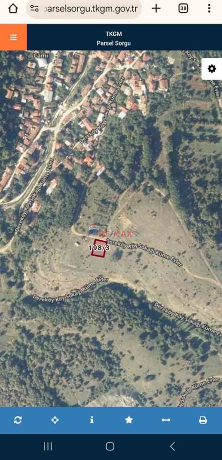 BİLECİK PAZARYERİ DEREKÖY MAHALLESİ'NDE YATIRIMLIK (494 M²) ARSA