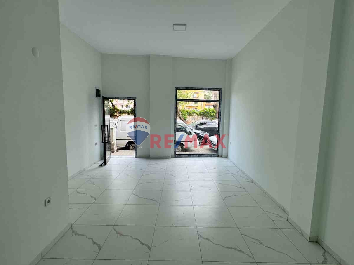 SELÇUK İZBAN DURAĞINDA KİRALIK İŞ YERİ!