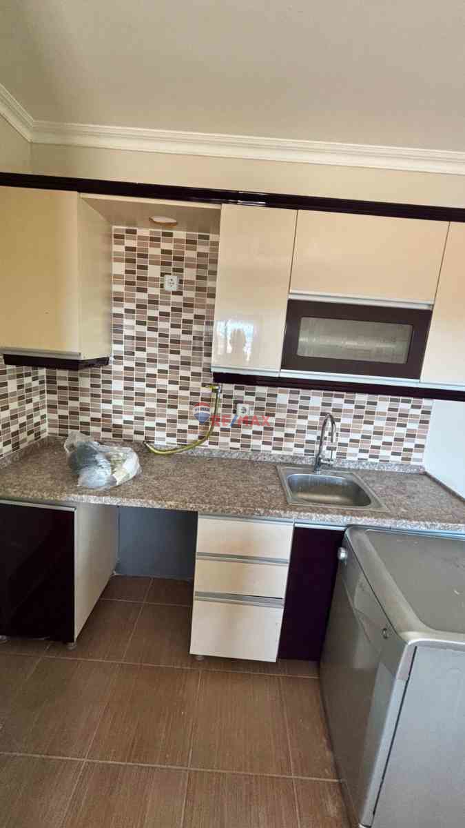 ALIAĞA YALI MAHALLESINDE BAHÇELI DENIZ MANZARALI FORLEX VILLA