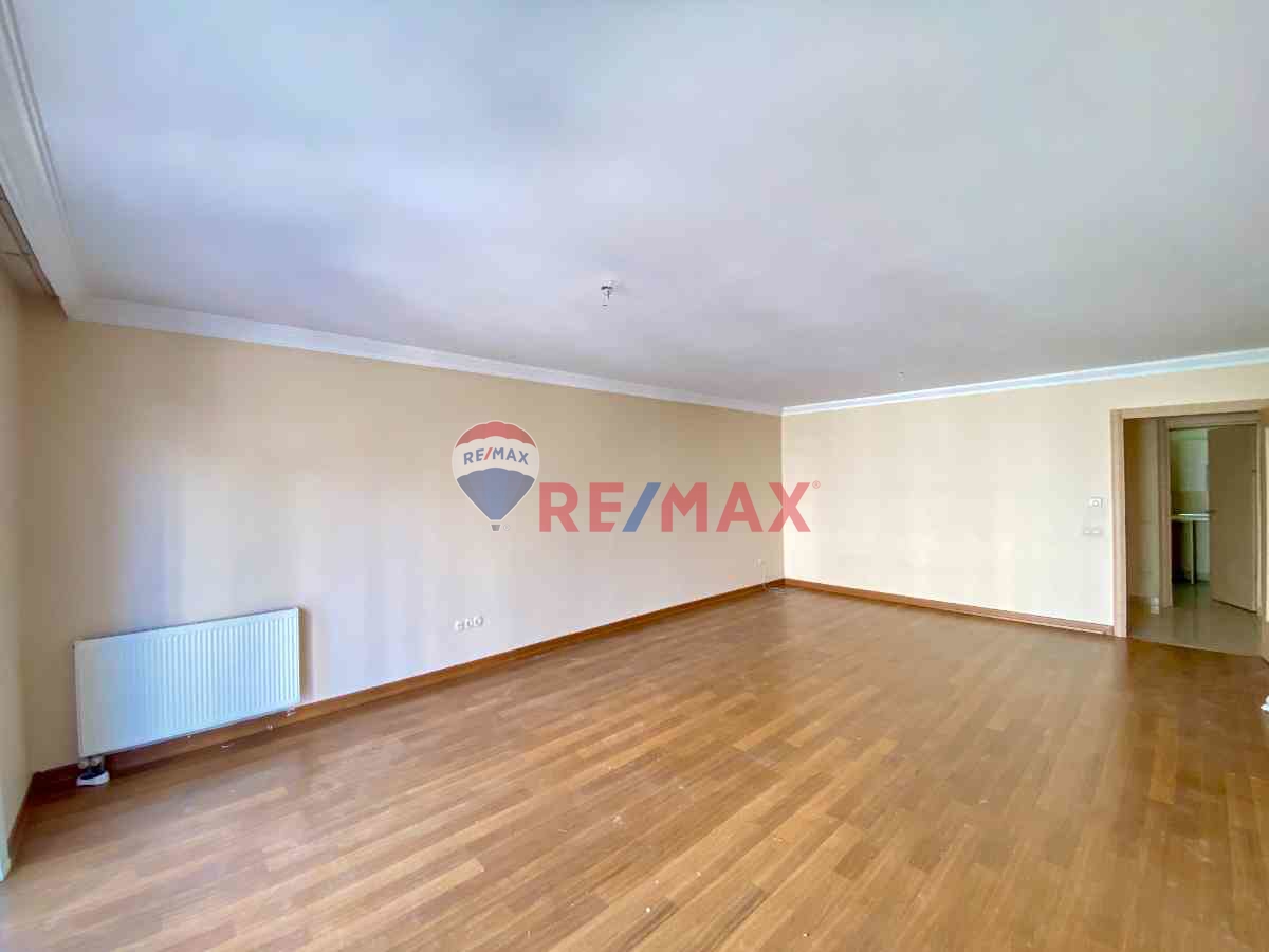 AVRUPA KONUTLARI TEM BÜYÜK 4+1 BOŞ SATILIK DAİRE (REMAX ASTYLE)