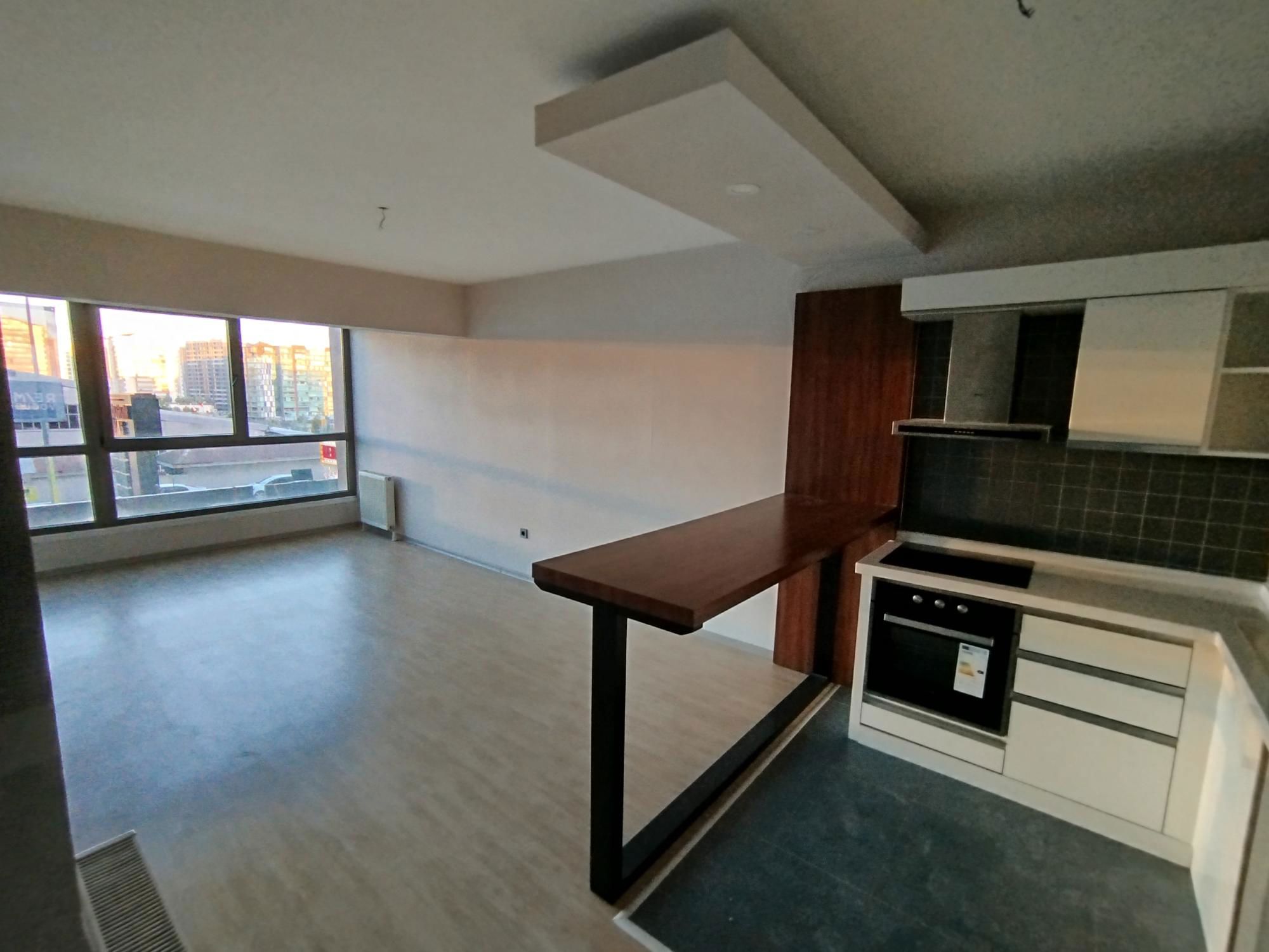 AKIN 688'DE KIRALIK CADDE CEPHELI 1+1 DAIRE