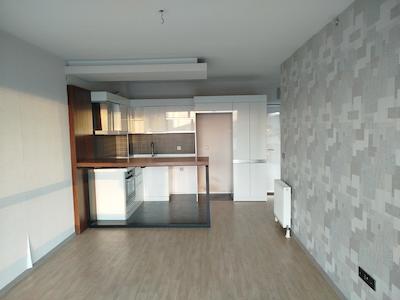 AKIN 688'DE KIRALIK CADDE CEPHELI 1+1 DAIRE